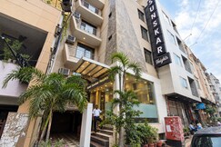 Hotel Sunskar Heights - Karol Bagh