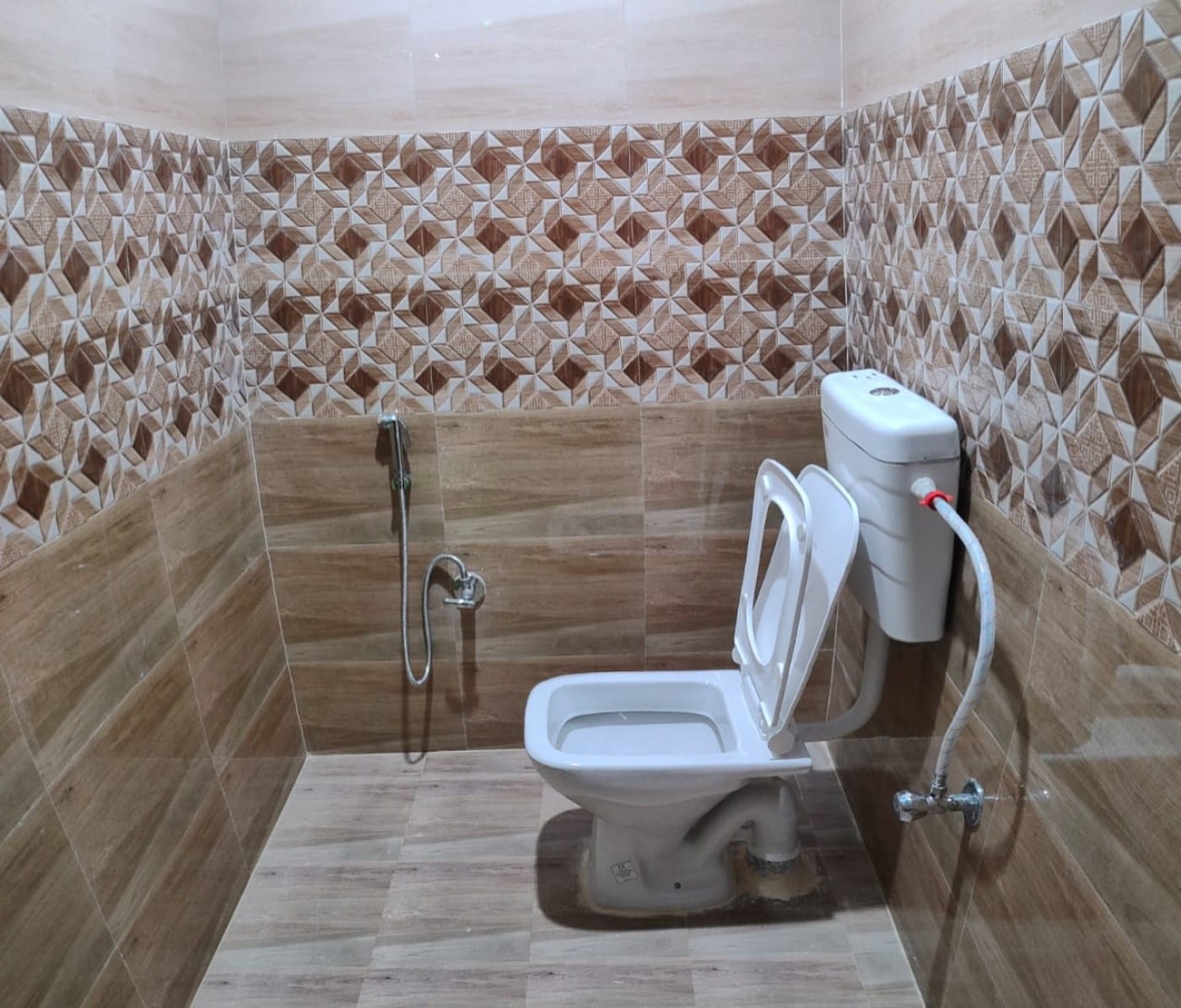 HOTEL VAISHNAVI - Tap to explore photos