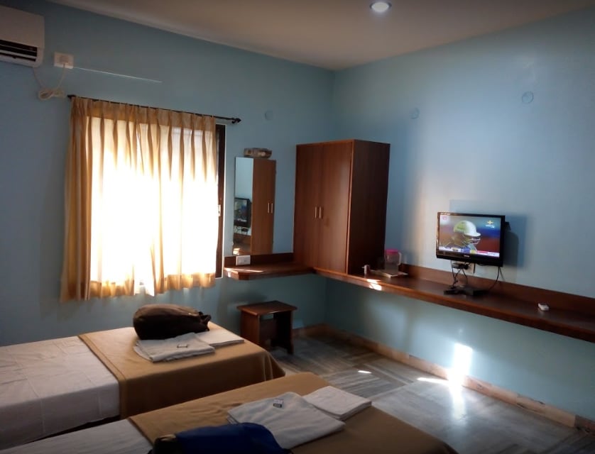 Hotel Tirumala Lodge - Tap to explore photos