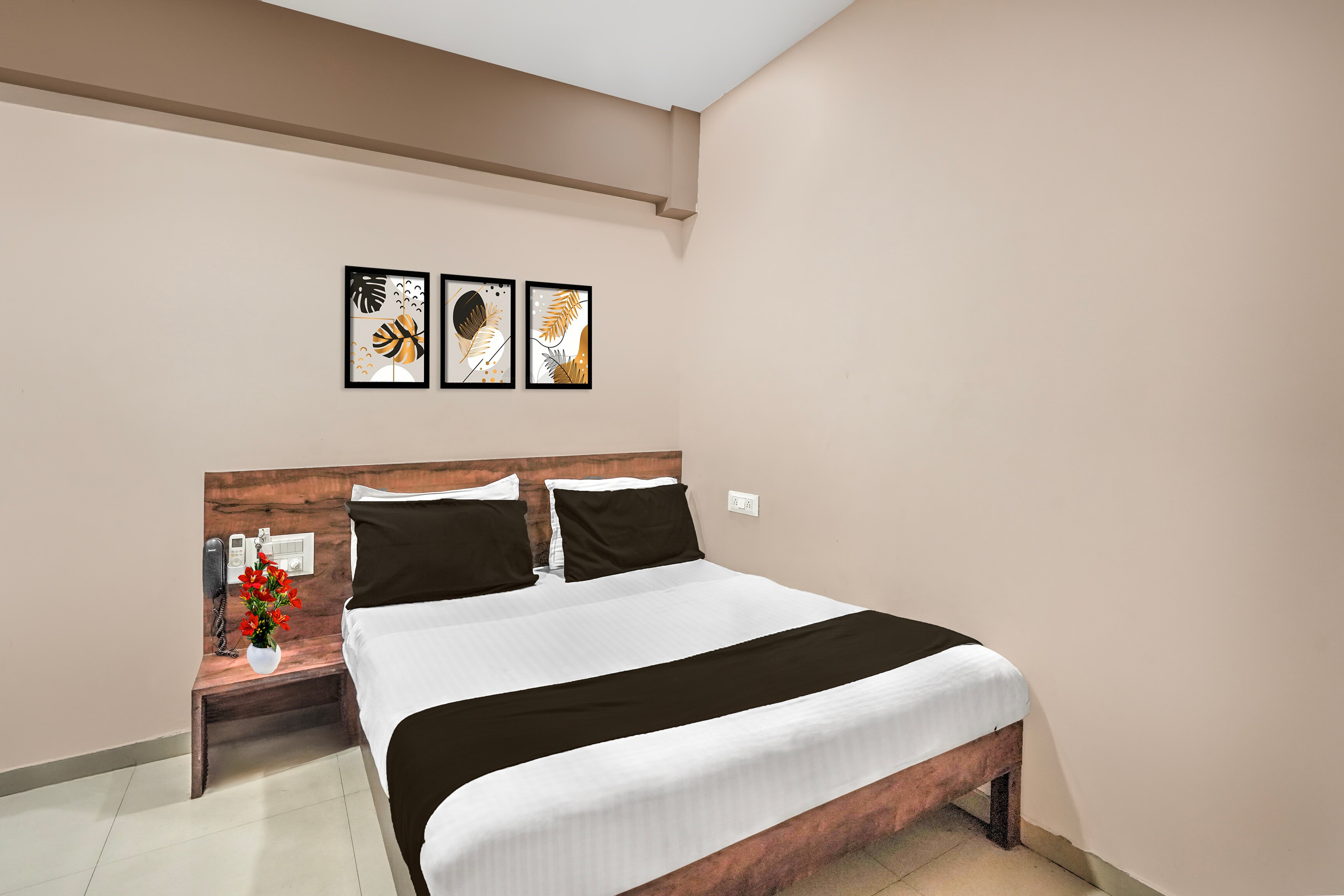 Collection O Palampur Surat Formerly Hotel Royal Paradise - Tap to explore photos