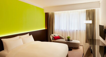 The Marco Polo Prince Hotel Room Type - Premier Queen Room  