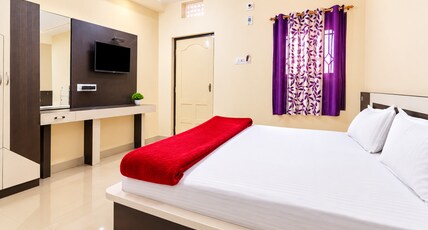Hotel Seascape.(300 meters from Sea Beach) Room Type - Classic Double AC Room( Ground Floor)