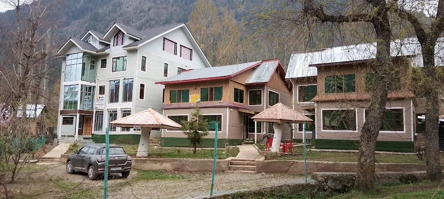 Rose Resort