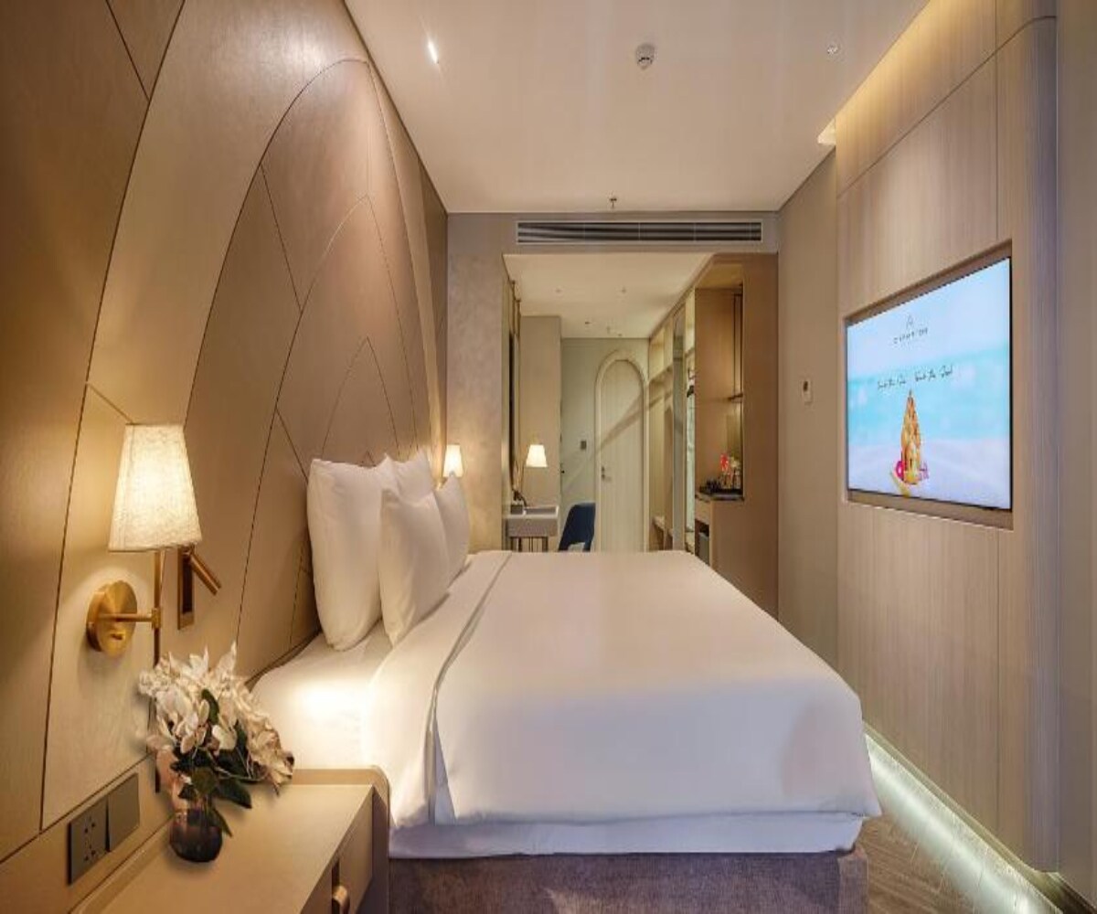 Champton Nha Trang Hotel - Tap to explore photos