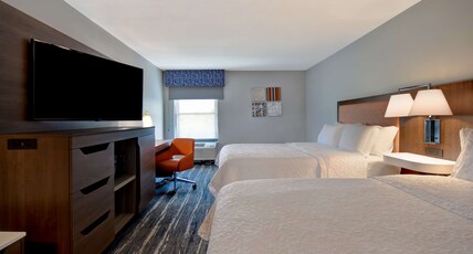 Hampton Inn Woodbridge Room Type - 2QN MOB HEARING ACC TUB NS