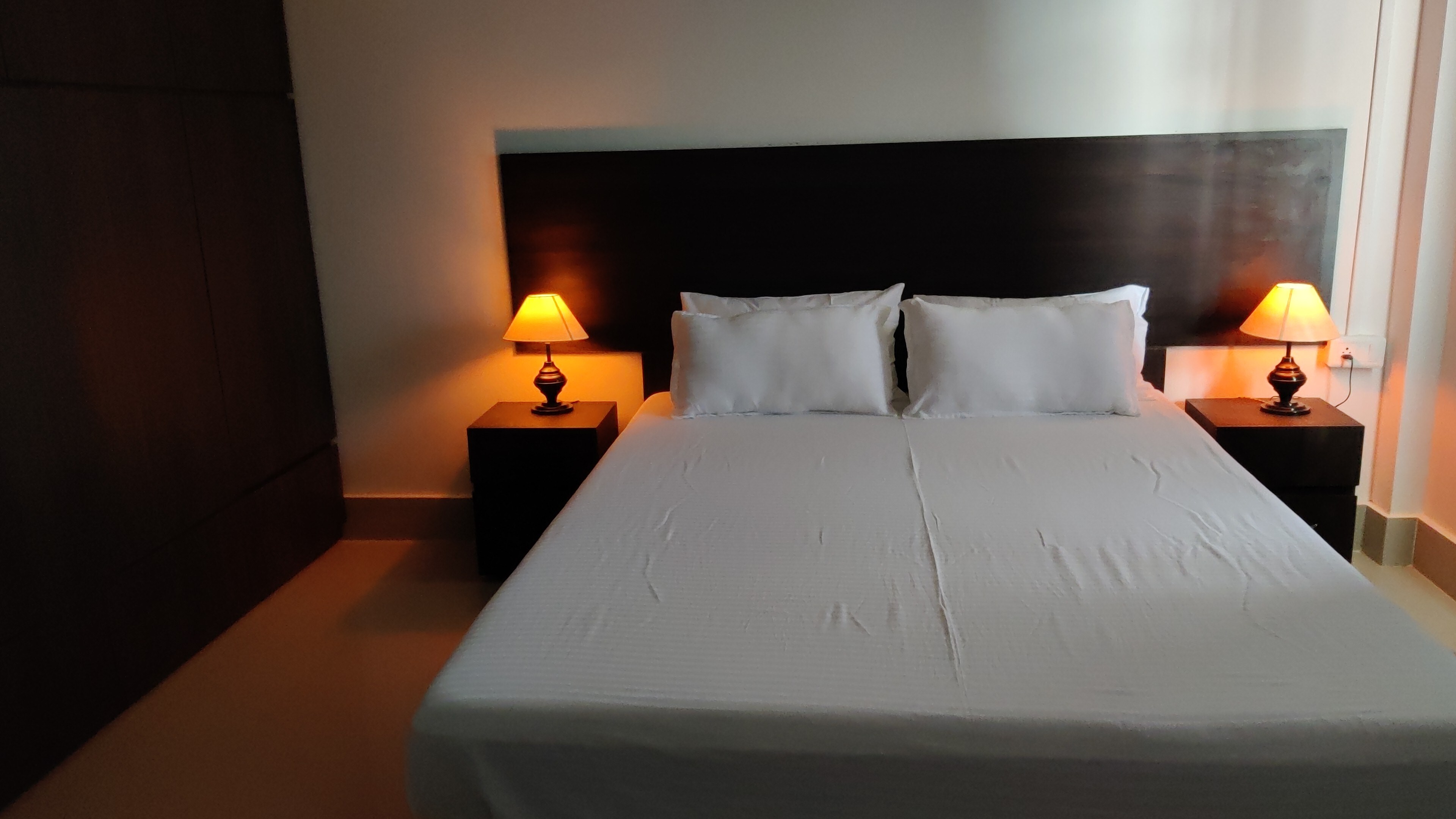Bliss Serviced apartment (holiday rental) - Tap to explore photos