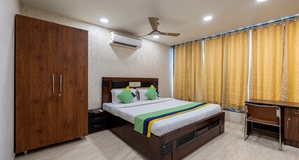 Treebo MVM Residency Room Type - Deluxe Room