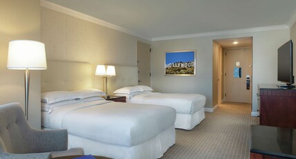 Hilton Los Angeles/Universal City Room Type - 2 QUEEN BEDS EXE. FLOOR