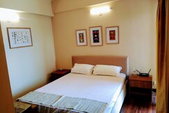 Entire Condominium Luxury Suites near Expomart