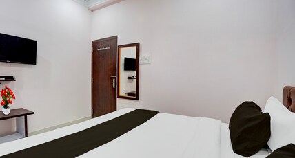 Super Collection O Patna Airport Formerly Hotel Shahi Mahal Room Type - Classic