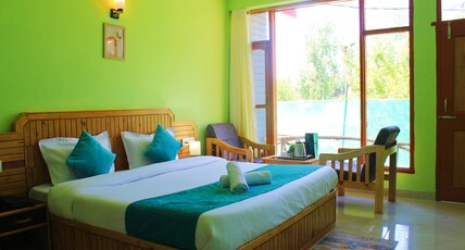 The Nush Stays Room Type - Deluxe Room