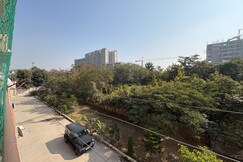 Anna Homestay 100m from CP67