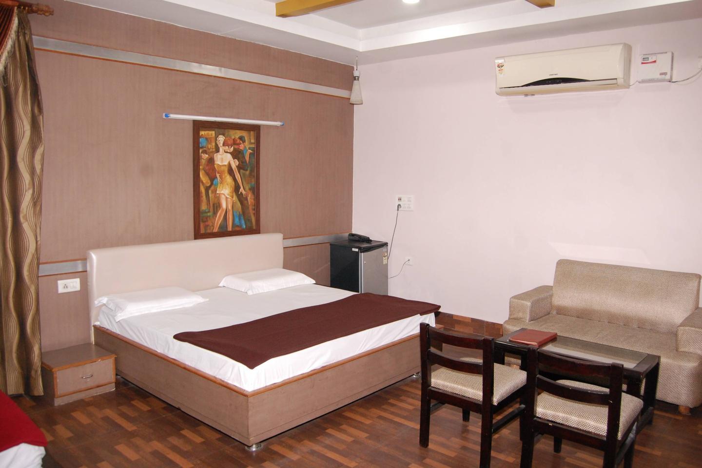 Five RIvers Hotel - Tap to explore photos