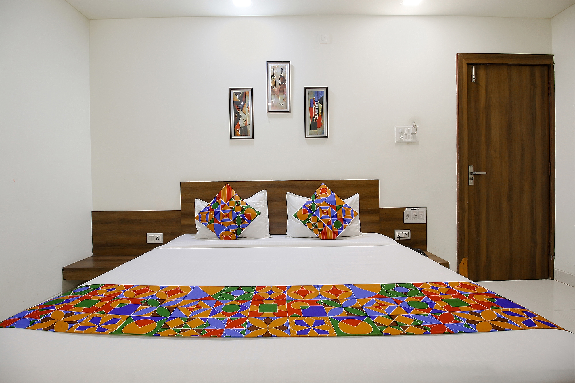 FabHotel Comfortable Stay - Tap to explore photos