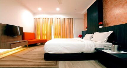 Hotel Santosh Dham Room Type - Deluxe Room