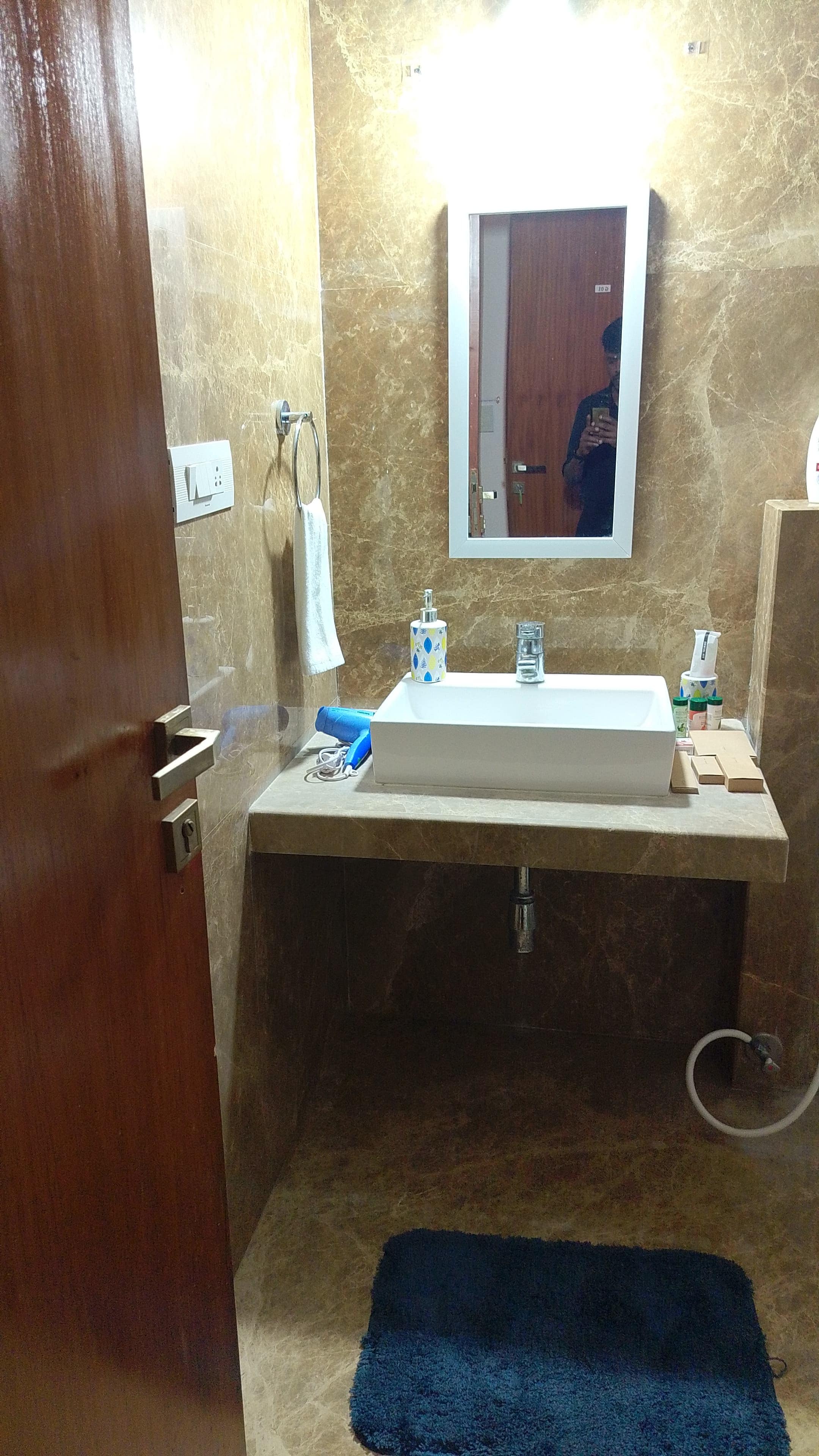 MMT Guest House - Tap to explore photos