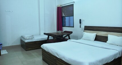Awadh Palace Room Type - AC Standard Rooms Triple Bed