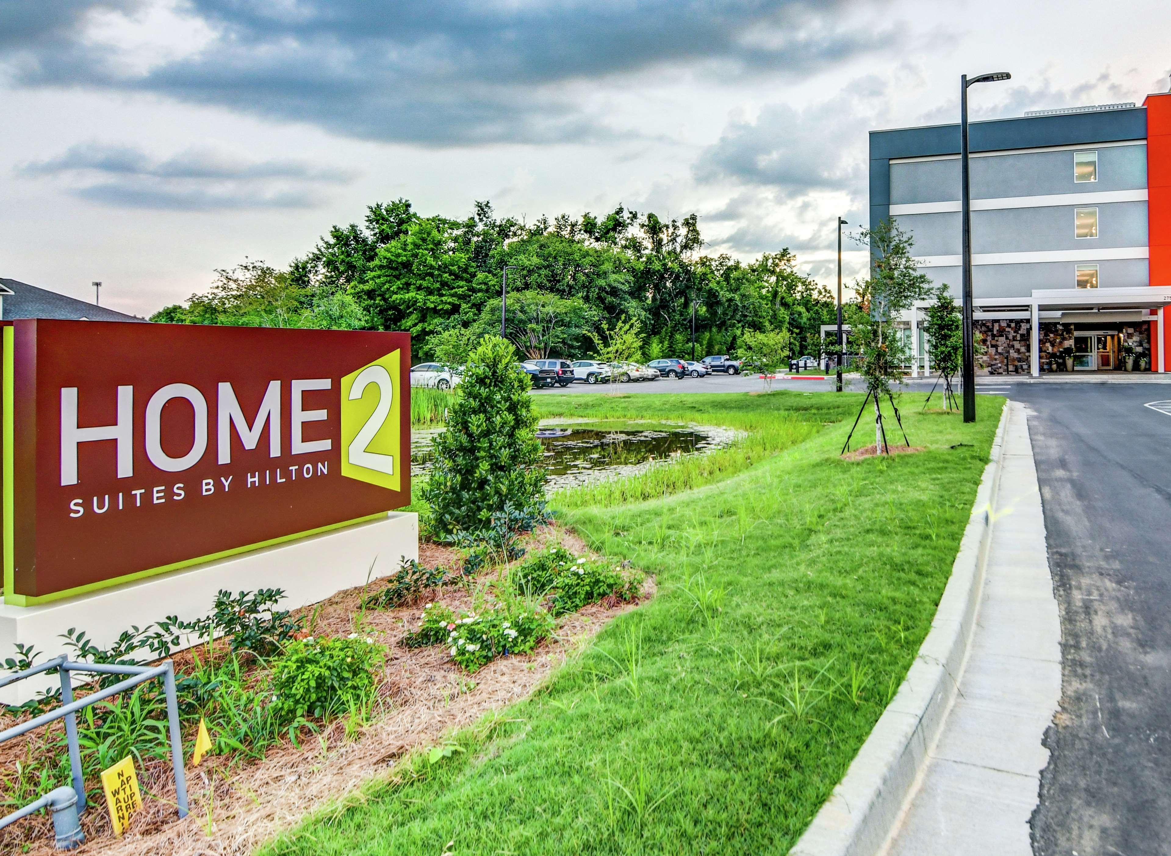 Home2 Suites by Hilton Foley, AL - Tap to explore photos