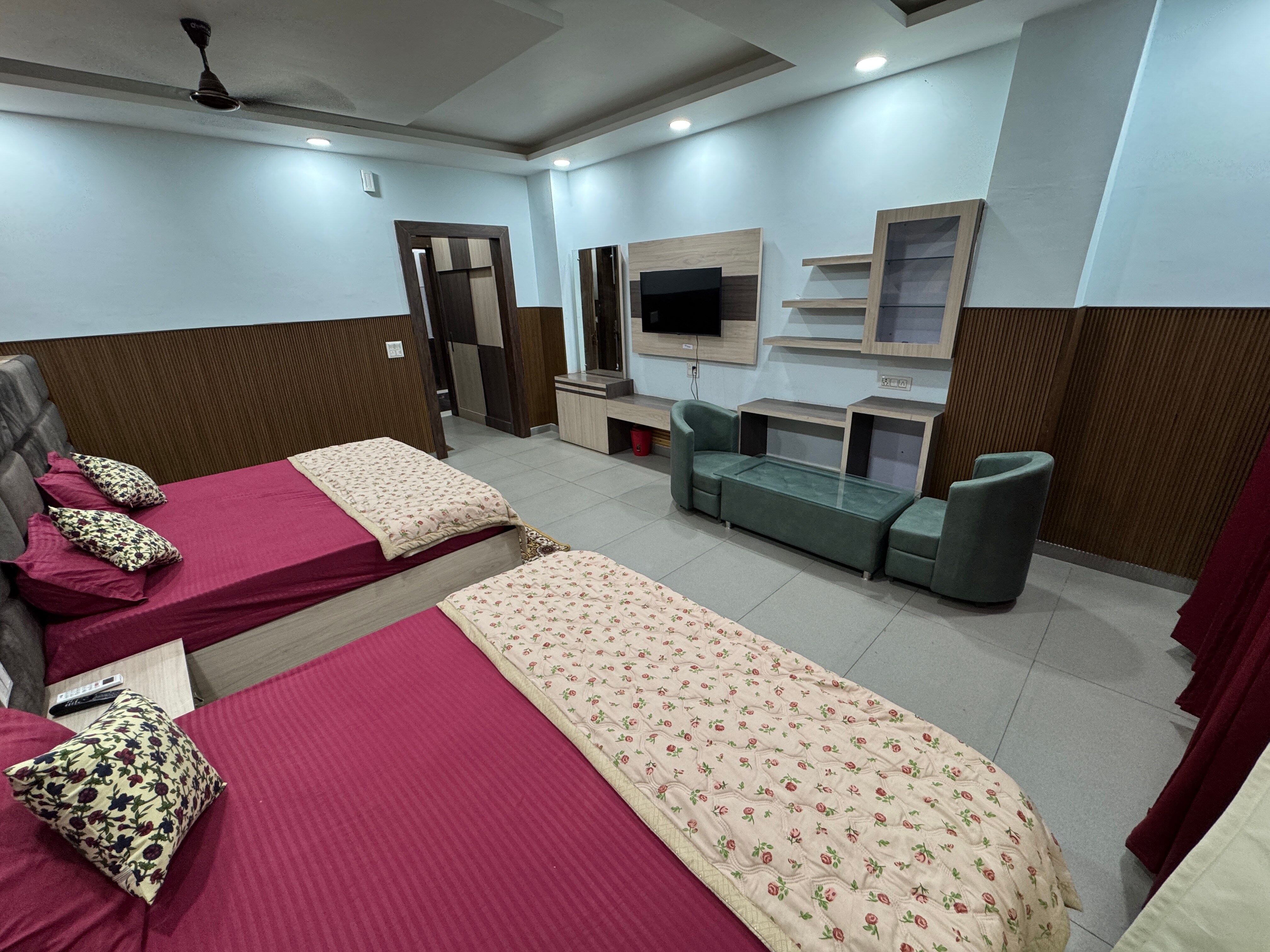 Malhar Resort - Tap to explore photos