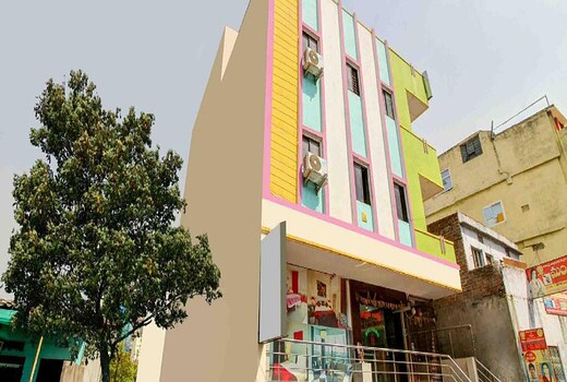 Sri Vyshnavi lodge