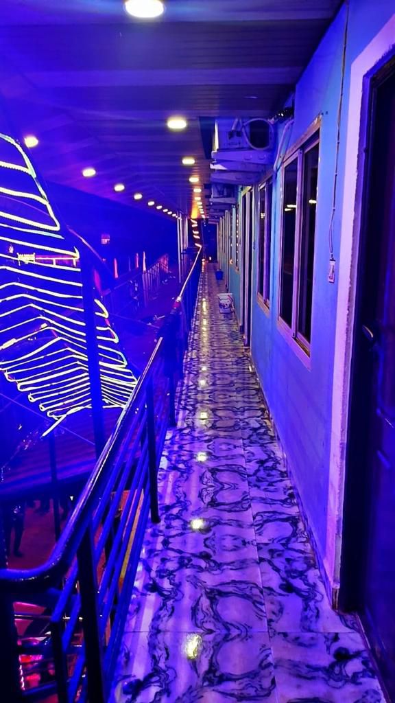 Nirvana Rooms - Tap to explore photos