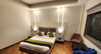 Square 9 Inn - A Boutique Hotel Room Type - Deluxe King Room