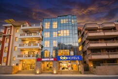 FabHotel Grand Jashn