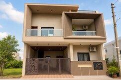 Home Escape Lavender 2BHK