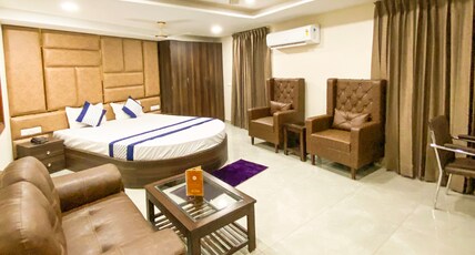 Hotel Ludhiana Regency Room Type - Royal Suite Room with Jacuzzi