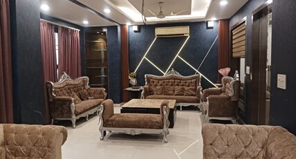The Cave Play & Pause Room Type - The Vault