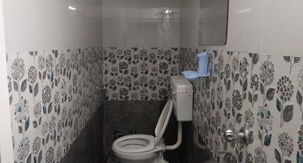 Mahadev Luxury Guest House Room Type - Room no. 10