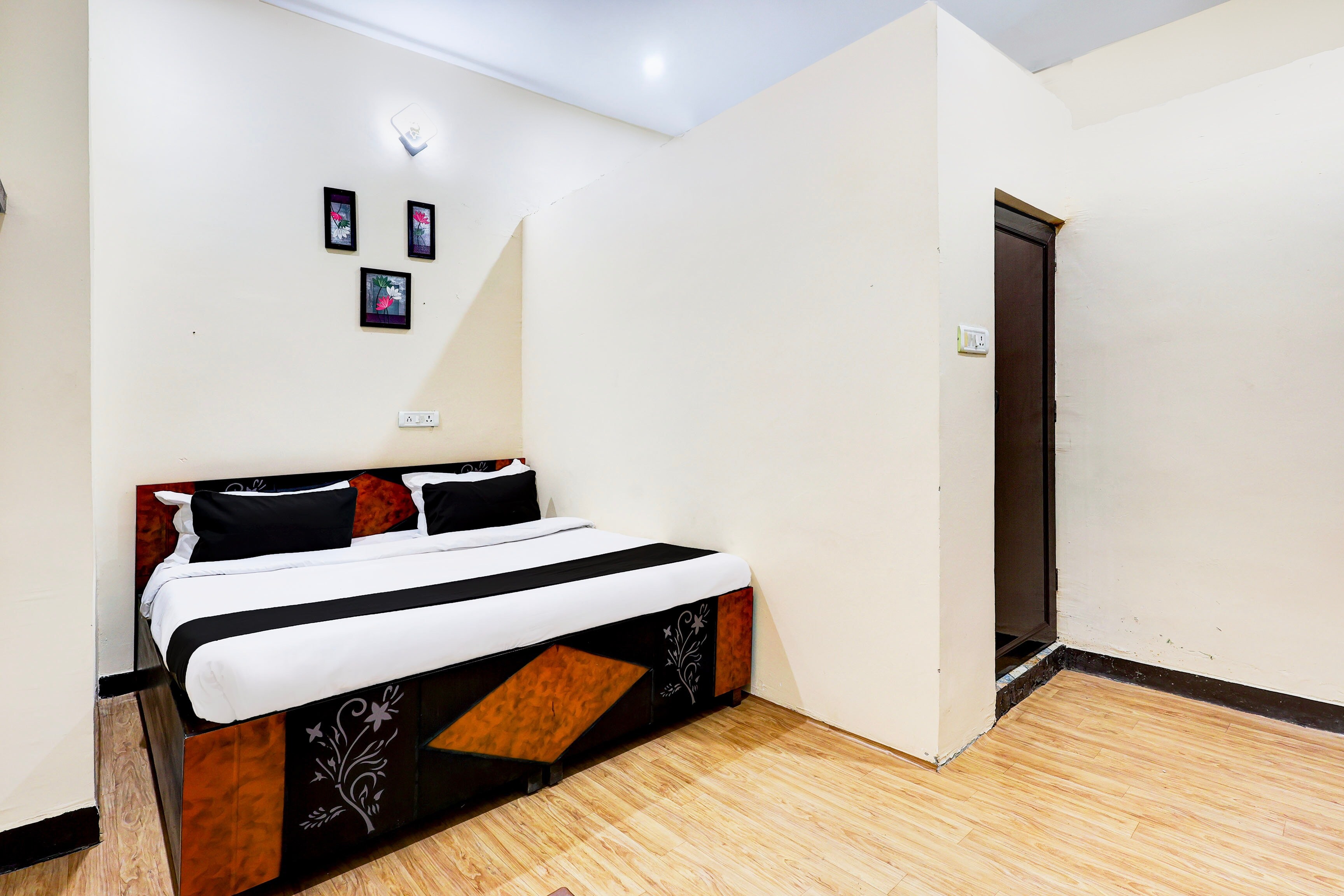 Hotel O Aart Residency - Tap to explore photos