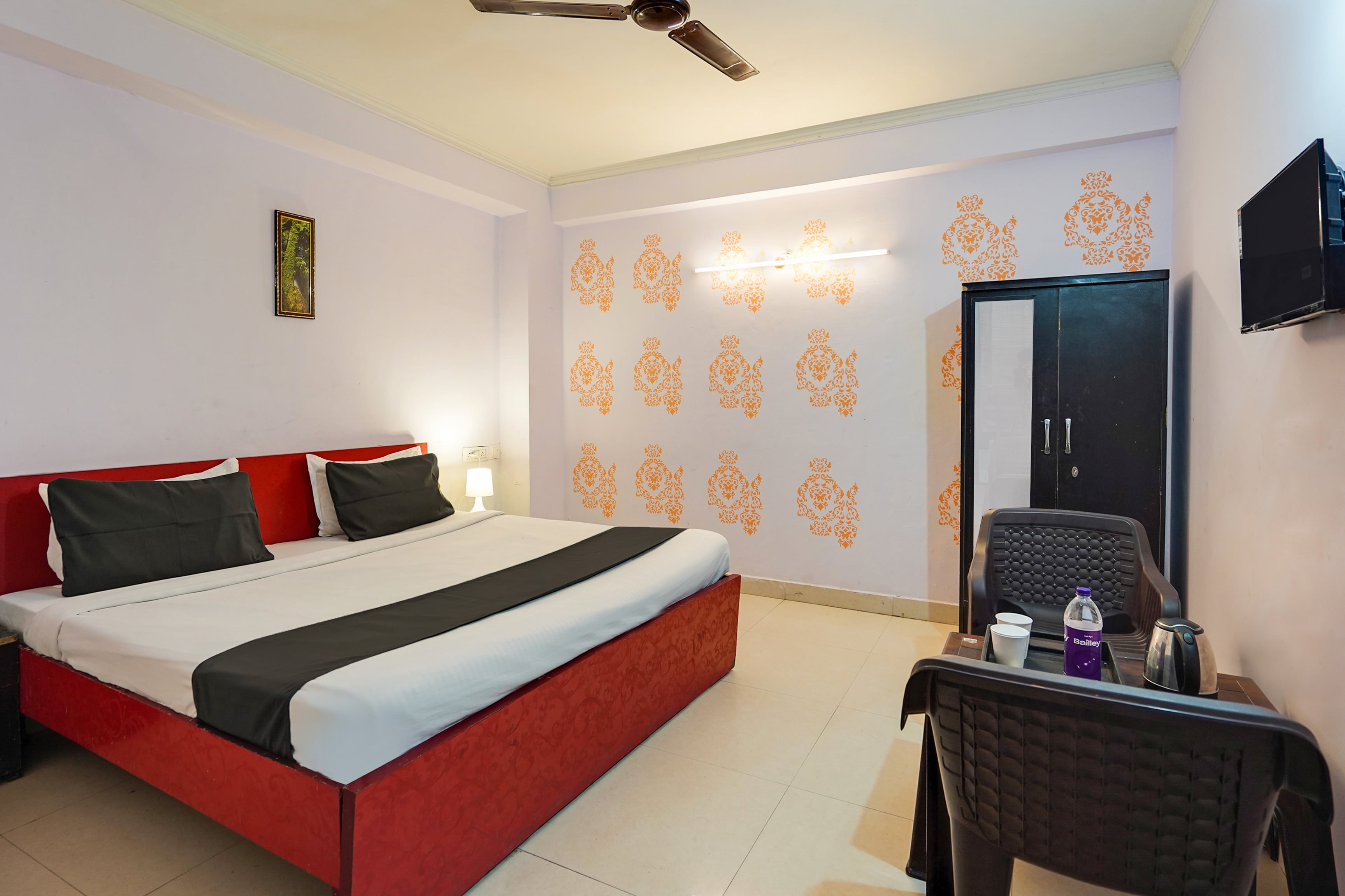 Hotel O Ansh Residency - Tap to explore photos