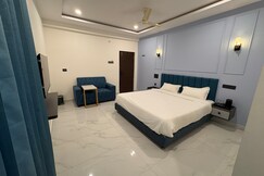 Hotel Dhanwik