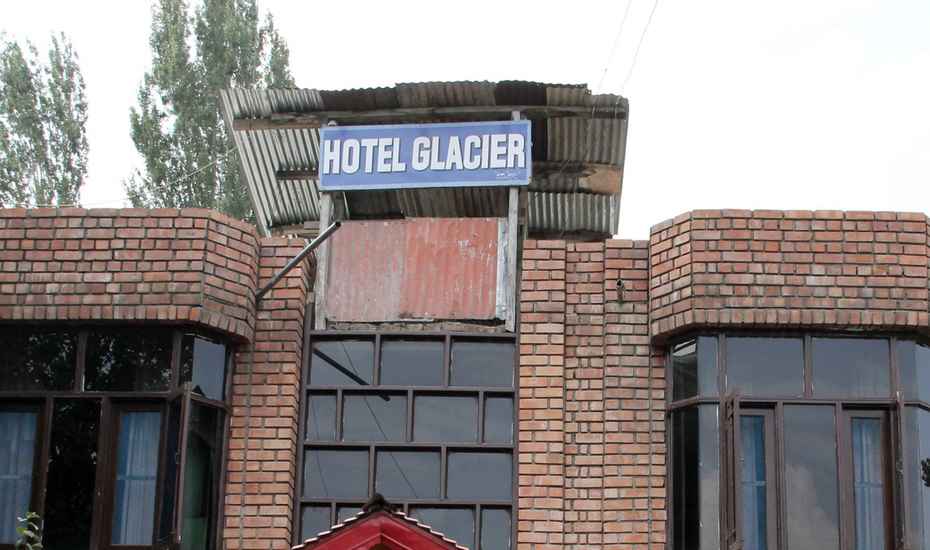 Hotel Glacier - Tap to explore photos