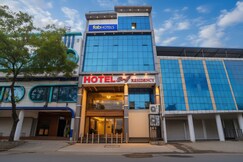 FabHotel Brij Residency