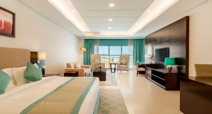 Ramada Hotel and Suites Amwaj Islands Room Type - 1 King Bed, Superior Room, Smoking Ramada Hotel and Suites Amwaj Islands Room Type - 1 King Bed, Superior Room, Smoking