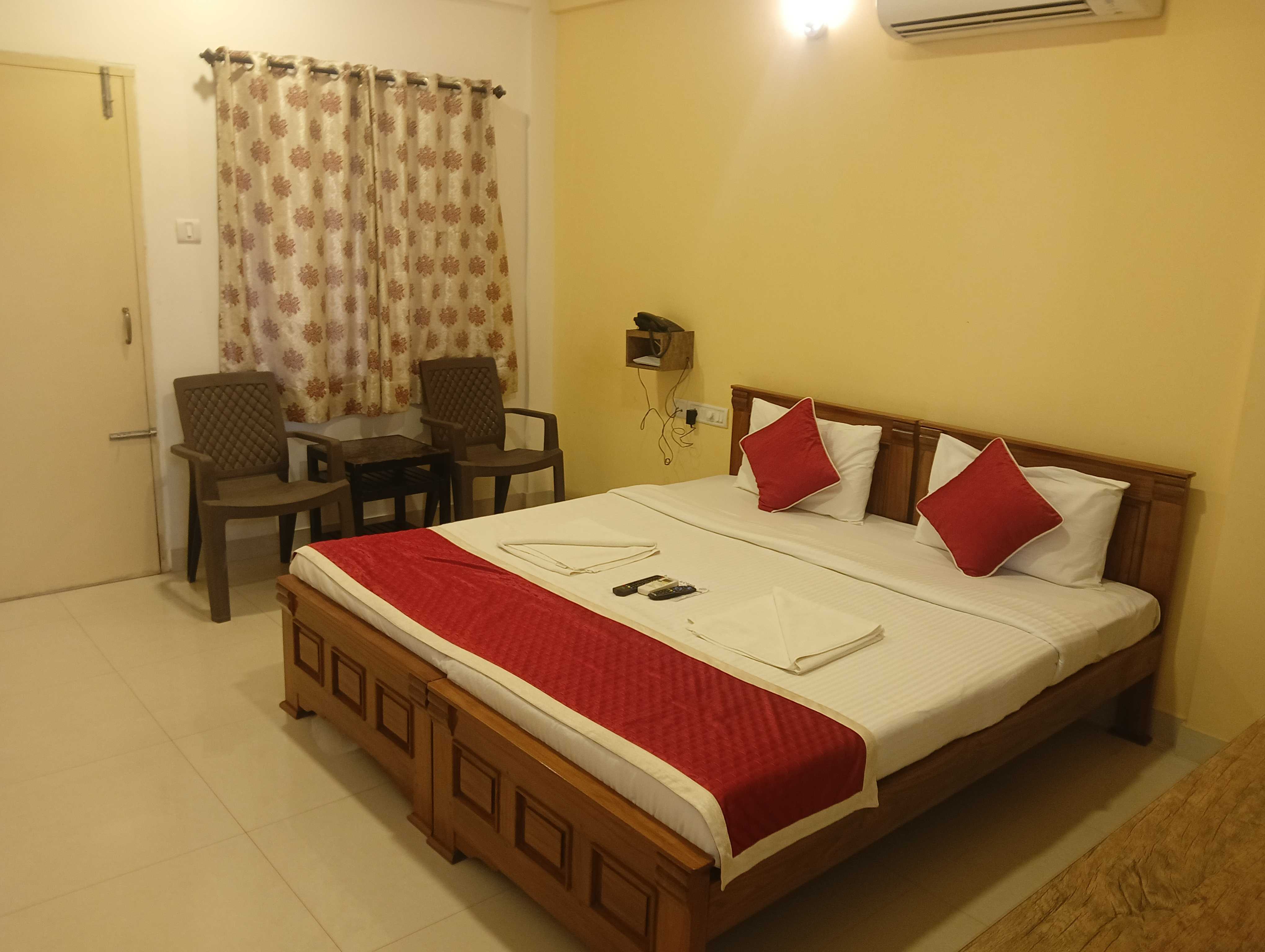Hotel O Baga Beachview Goa Formerly Ravai Guest House - Tap to explore photos