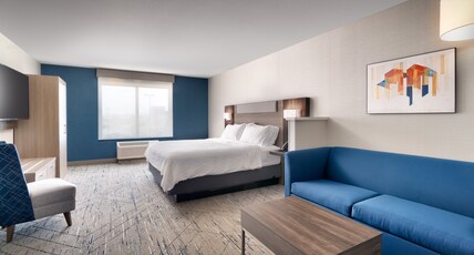 Holiday Inn Express Hotel & Suites Cheyenne Room Type - 1 King Suite with Walk in Shower Holiday Inn Express Hotel & Suites Cheyenne Room Type - 1 King Suite with Walk in Shower