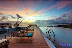 Night Sea Hotel
