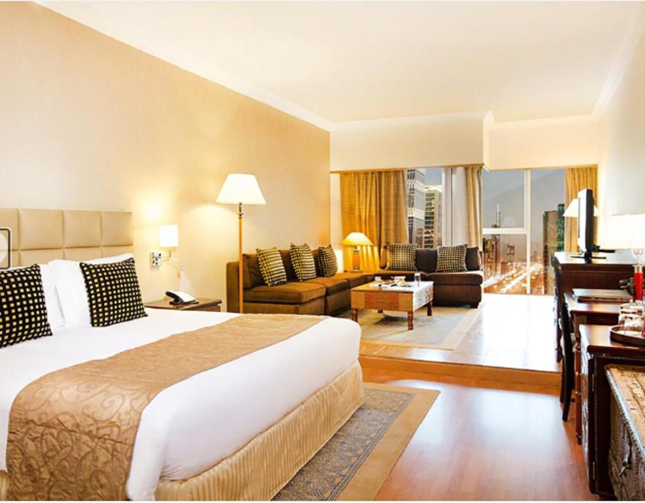 Millennium Plaza Downtown Hotel Apartments - Tap to explore photos