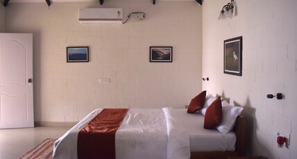 Bee's Coorg Backwater Homestay Room Type - Cottage 1