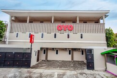 Capital O 134 Lg Residence