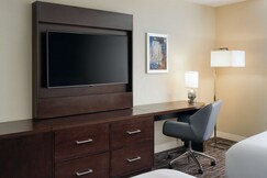 DoubleTree by Hilton Greensboro
