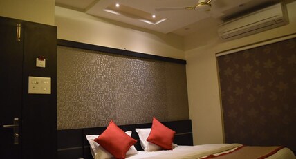 The Geeta Room Type - AC Premier