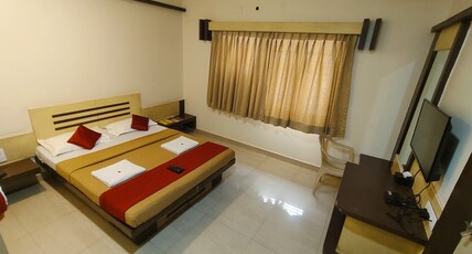 Hotel Sai ba Room Type - Deluxe Non Ac