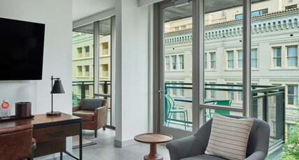 Canopy by Hilton San Antonio Riverwalk Room Type - 1 KG BED STE BAL RIVERWALK