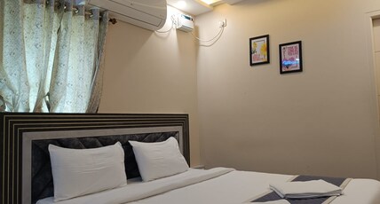 Dev Palace Room Type - Delux Double Master Bed