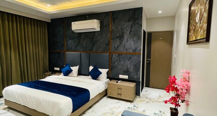 Hotel Arose Room Type - Deluxe Room