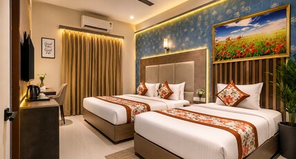 Hotel HSP Suites Room Type - Triple Bed Room With Sofa Cum Bed